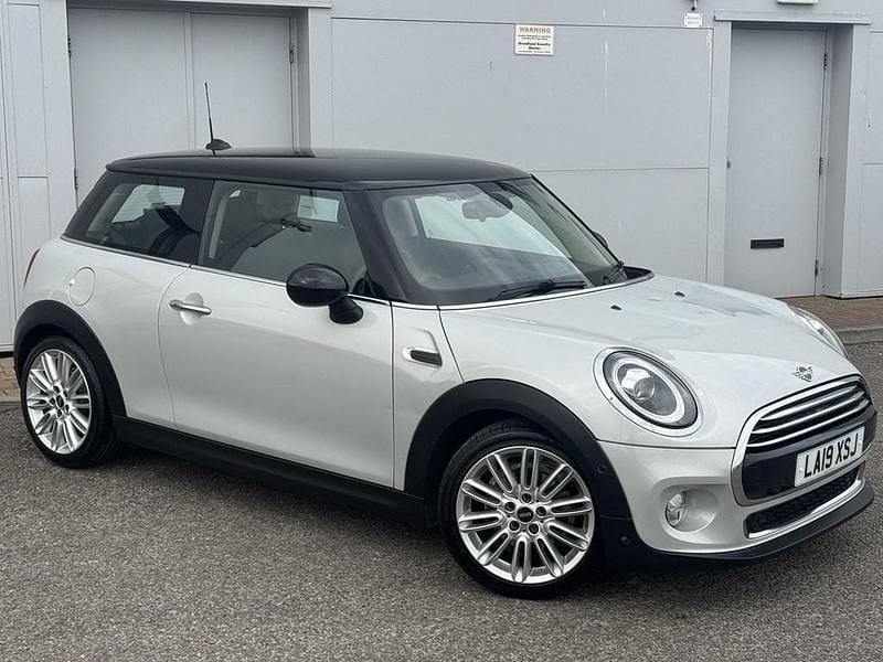 Usado Mini Cooper Exclusive 2019 Prateado Citadino