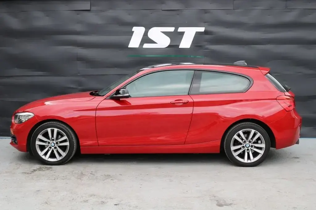Używany BMW 118 Sport Line 2017 Czerwony Hatchback