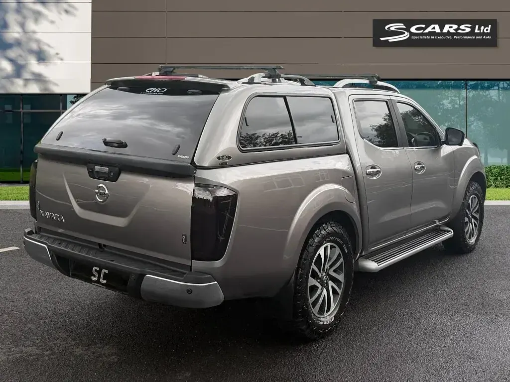 Used Nissan Navara Tekna 2017 Grey Pickup