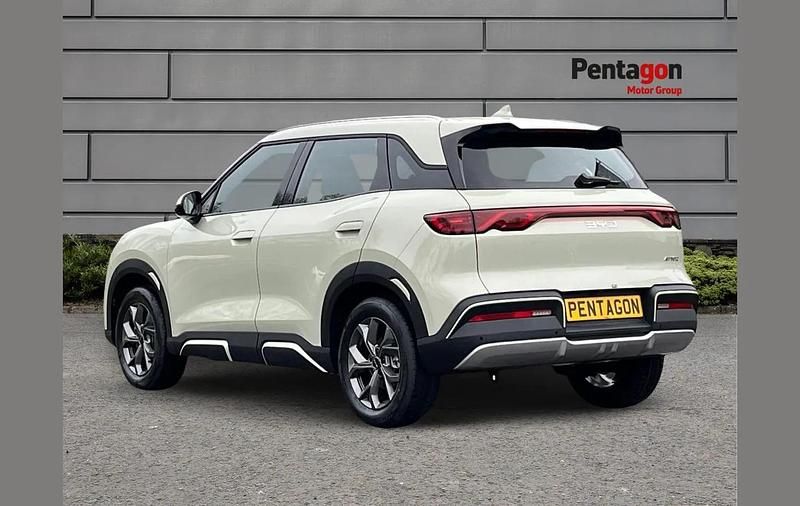 New BYD Atto 2 Boost 130 kW (177 HP) 2025 Hiking green SUV