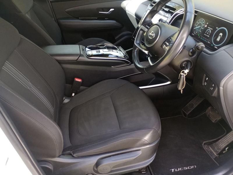Used Hyundai Tucson SE 2022 White SUV
