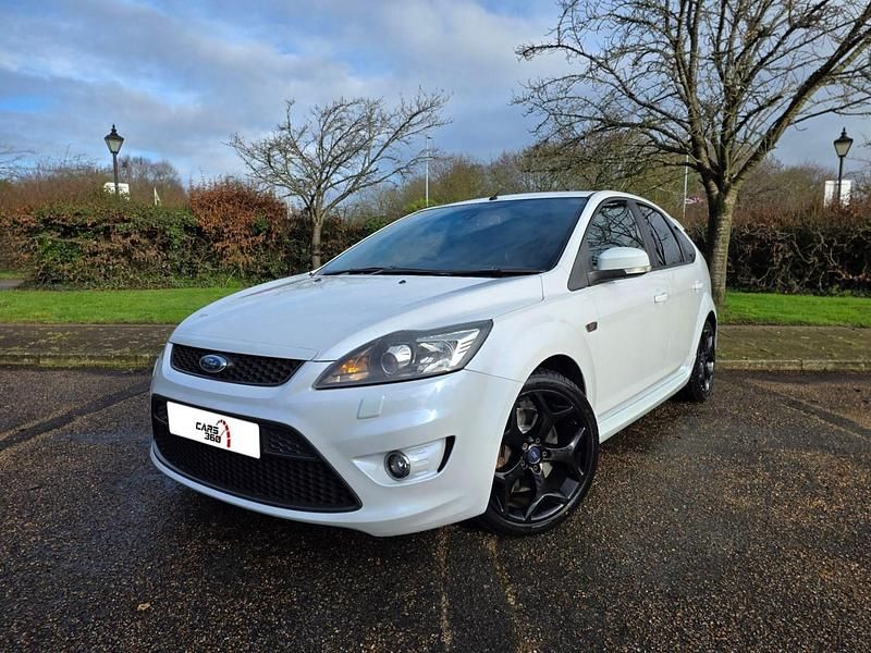 Used Ford Focus ST 2010 White Hatchback