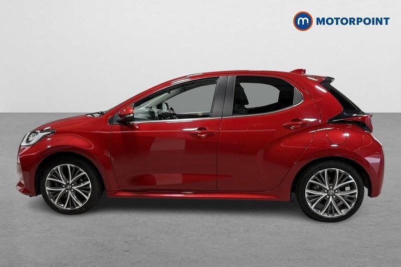Used Toyota Yaris Hybrid 2022 Red Hatchback