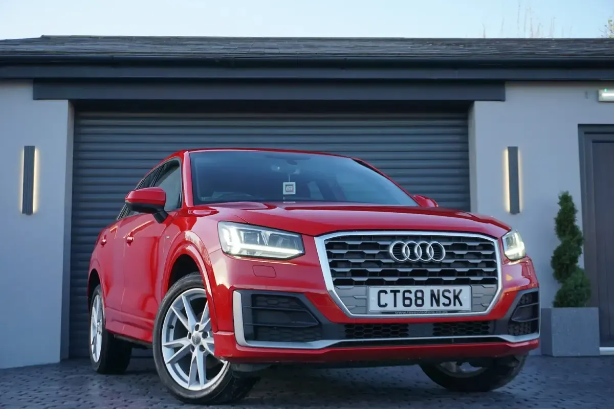 Used Audi Q2 S-Line 116 HP (85 kW) 2019 Red SUV