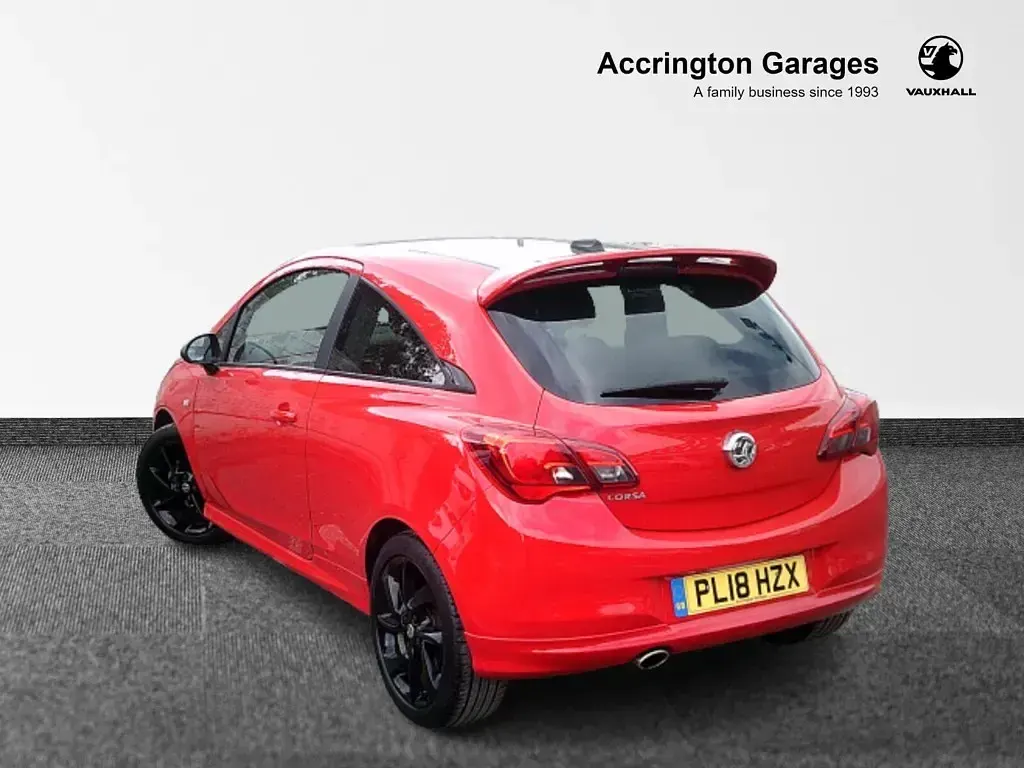 Used Vauxhall Corsa SRi 75 HP (55 kW) 2018 Lava red Hatchback