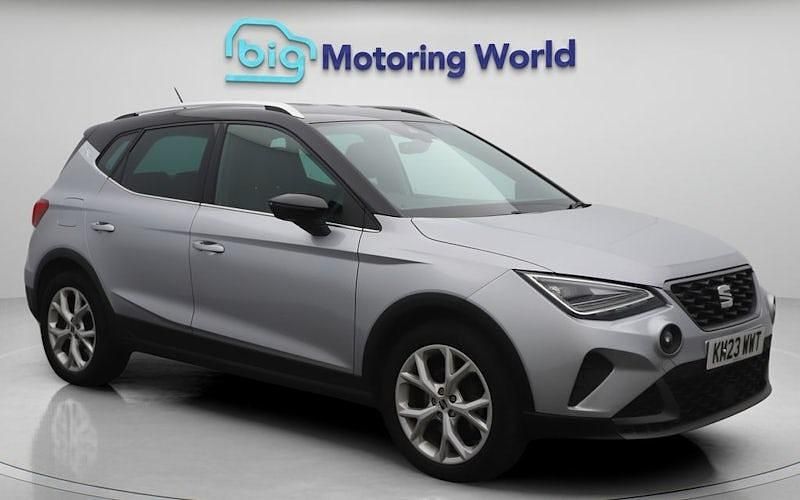 Used 2023 Seat Arona FR SUV | £12,300 (Fair price) - Image 1/4