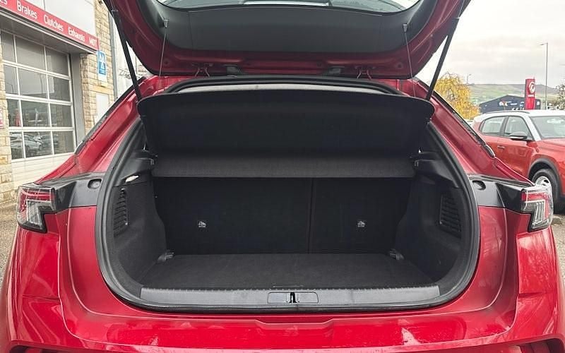 Used Vauxhall Mokka Elite 101 HP (74 kW) 2022 Red SUV