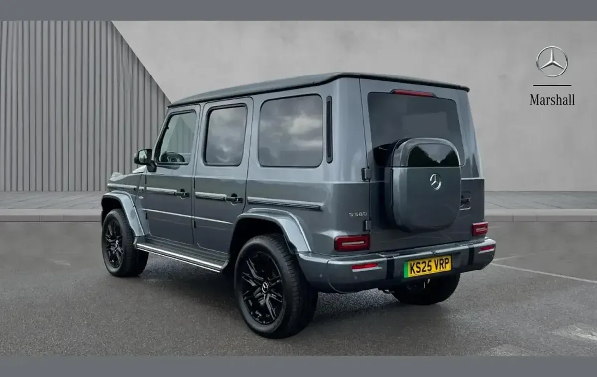 Used Mercedes G580 AMG line 431 kW (587 HP) 2025 Grey SUV