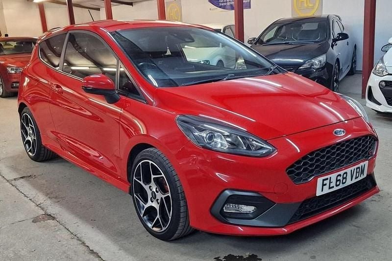 Red Used 2018 Ford Fiesta ST Hatchback | £10,000 (Fair price) - Image 1/1