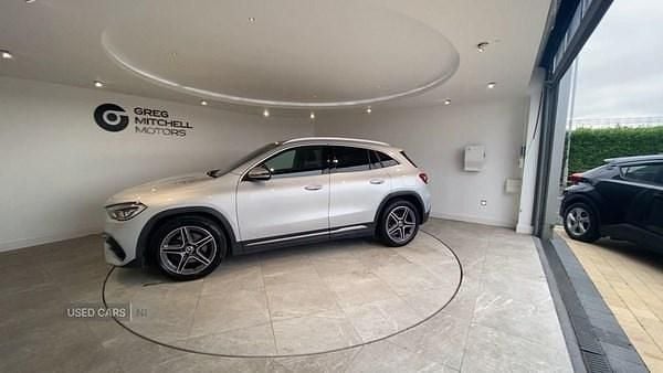 Used Mercedes GLA200 Executive 150 HP (110 kW) 2021 Silver SUV