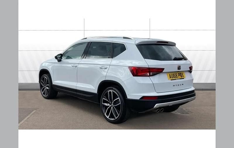 Used Seat Ateca XCELLENCE 150 HP (110 kW) 2018 White SUV
