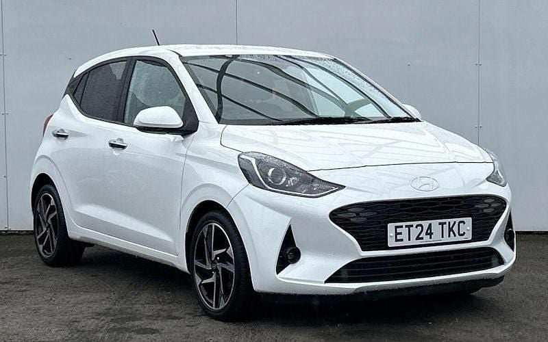 White Used 2024 Hyundai i10 Premium Hatchback | £14,950 (Fair price) - Image 1/4