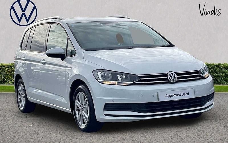Used 2023 VW Touran SE MPV | £19,400 (Fair price) - Image 1/4