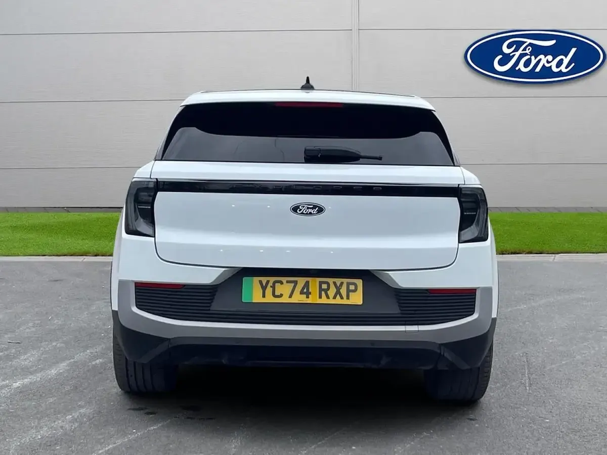 Second-hand Ford Explorer Premium 210 kW (286 CP) 2024 Alb SUV