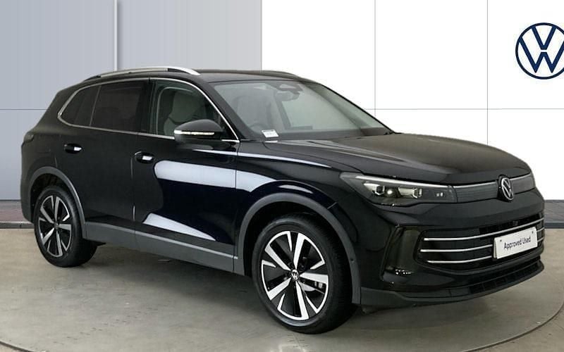 Used 2026 VW Tiguan Elegance SUV | £33,329 (Fair price) - Image 1/4