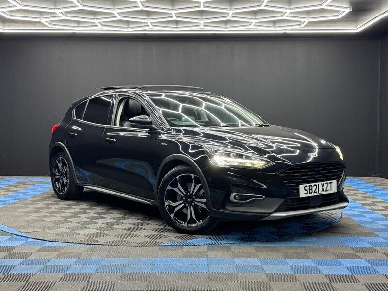 Black Used 2021 Ford Focus Active X Hatchback | £12,990 (Fair price) - Image 1/4