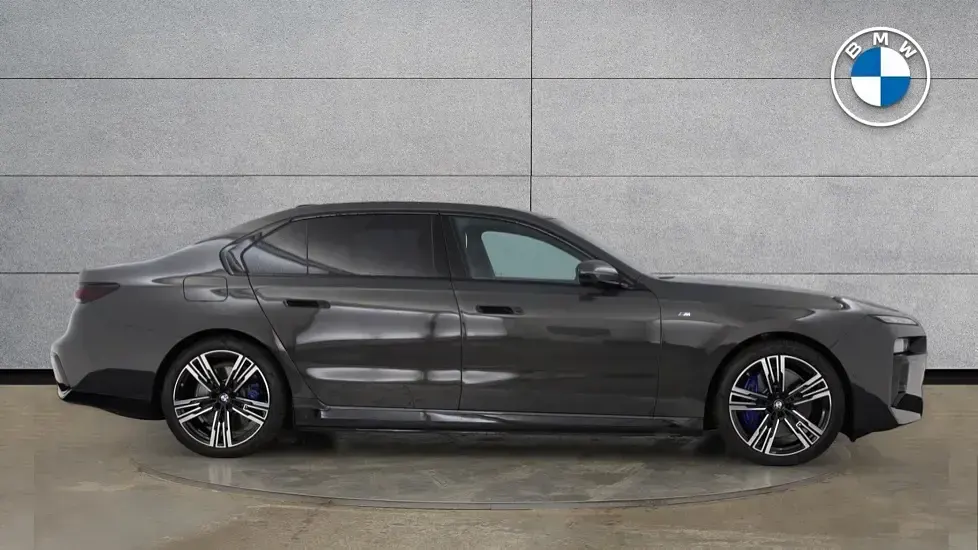 Used BMW i7 M Sport 330 kW (449 HP) 2025 Grey Sedan