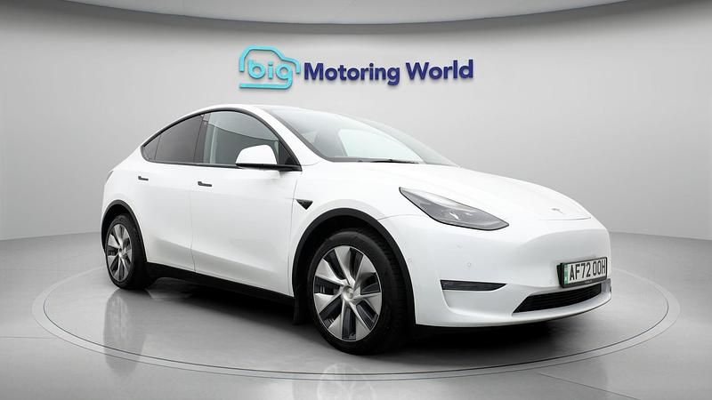 Used 2022 Tesla Model Y SUV | £20,300 (Fair price) - Image 1/4