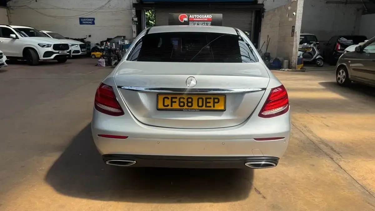 Used Mercedes E220 SE 2018 Silver Sedan