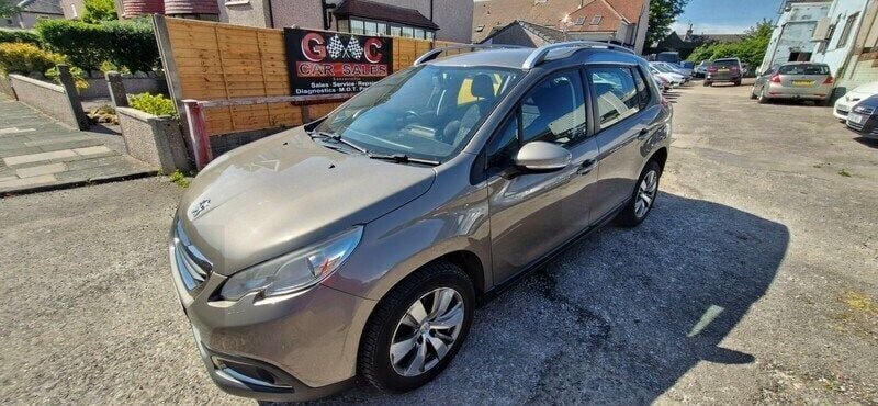 Grey Used 2013 Peugeot 2008 Active SUV | £2,895 (Fair price) - Image 1/4