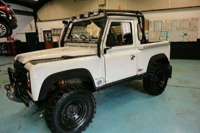 Used 1984 Land Rover Defender SUV | £7,495 - Image 1/4