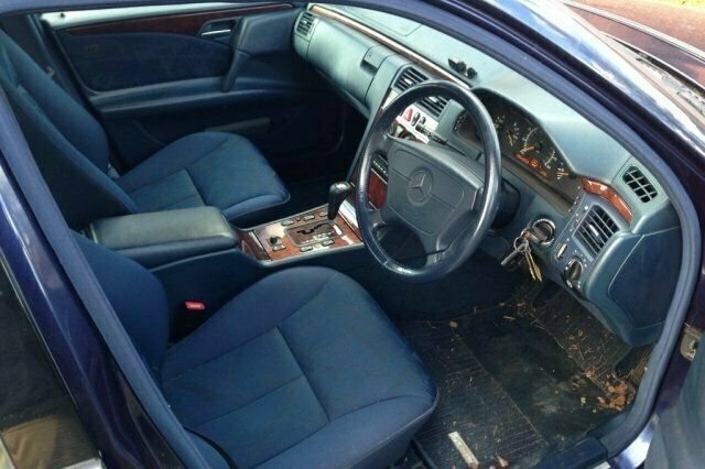 Used Mercedes E320 1998 Estate
