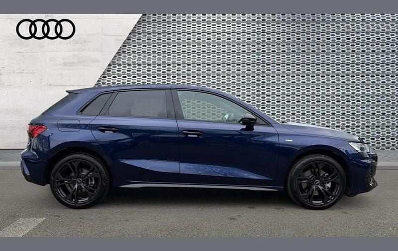 Used Audi A3 e-tron Black Edition 200 HP (147 kW) 2025 Blue Hatchback