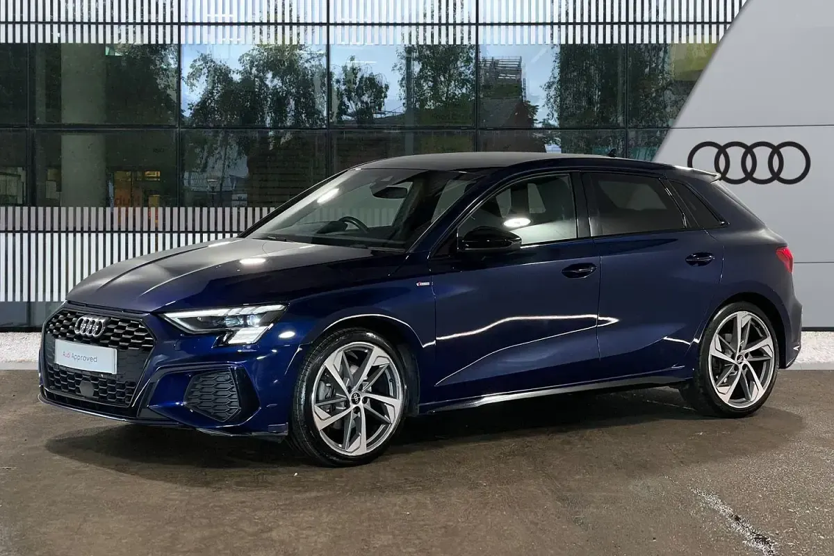 Used Audi A3 Sportback Comfort 2022 Blue Hatchback