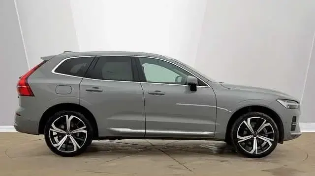 Used Volvo XC60 Ultra 247 HP (181 kW) 2025 Grey SUV