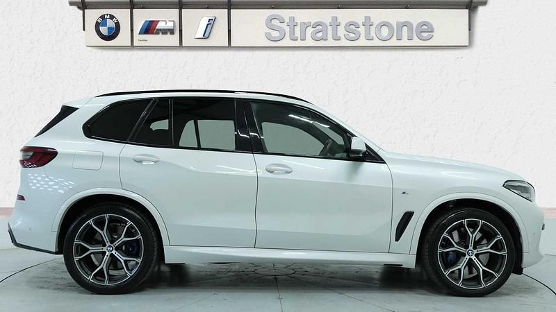 Used BMW X5 M Sport 335 HP (246 kW) 2023 White SUV