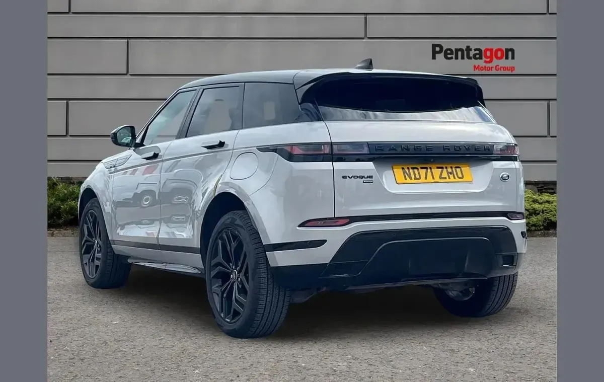 Used Land Rover Range Rover evoque SE Dynamic 304 HP (223 kW) 2021 Silver SUV