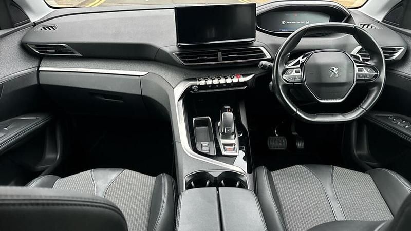 Used Peugeot 3008 Allure Premium 129 HP (94 kW) 2022 Blue SUV