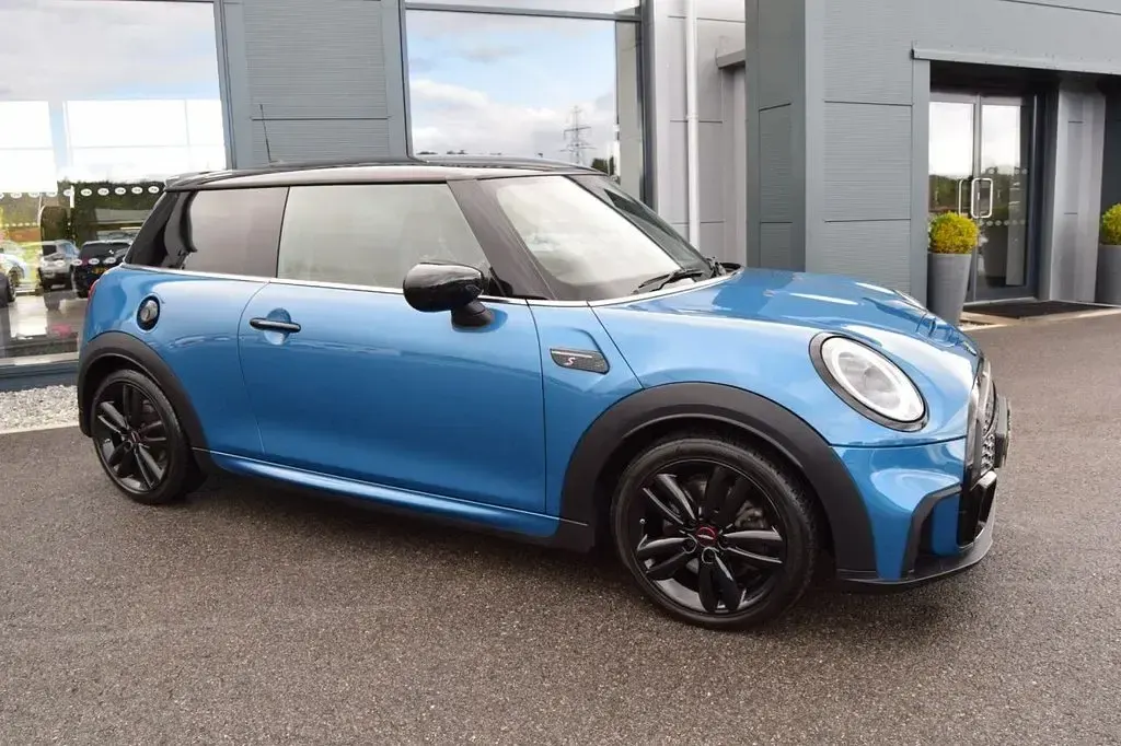 Used Mini Cooper S Hatch 178 HP (130 kW) 2022 Blue Hatchback
