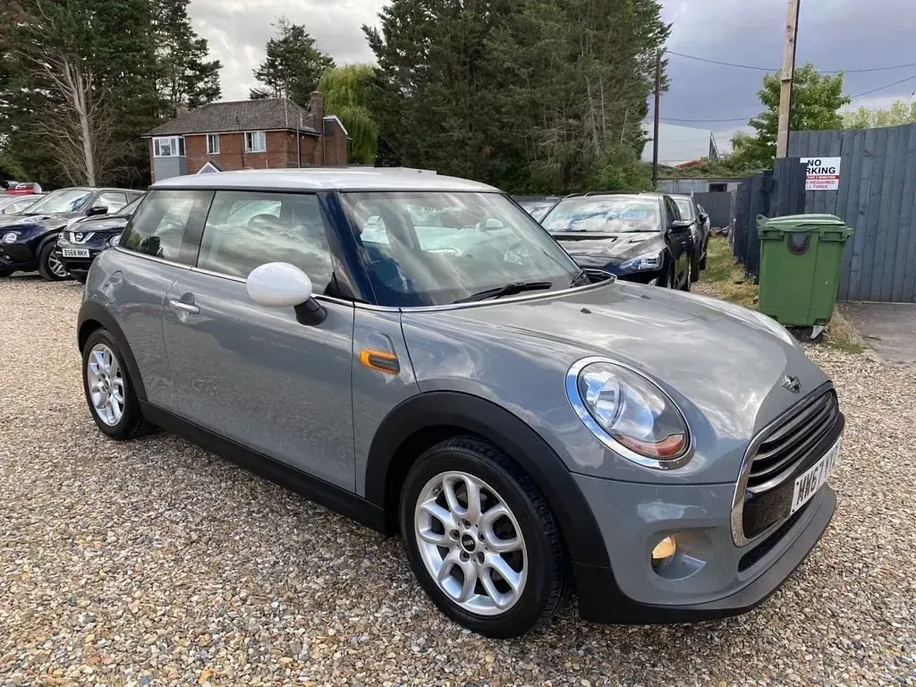 Used Mini Cooper Hatch 136 HP (100 kW) 2017 Grey Hatchback