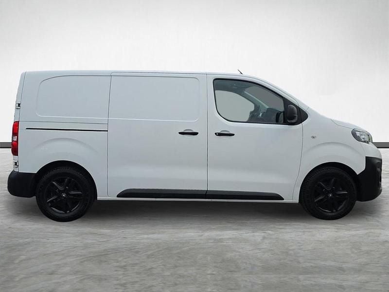 Used Peugeot Expert 113 HP (83 kW) 2017 White Van