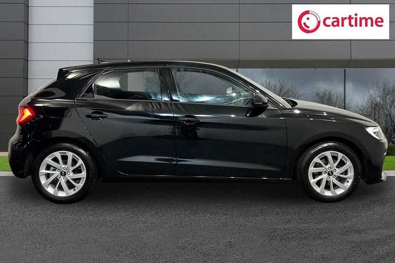 Used Audi A1 Sportback Sport 110 HP (80 kW) 2022 Black Hatchback