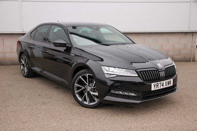Black magic pearl effect Used 2024 Skoda Superb SportlinePlus Hatchback | £25,629 (Fair price) - Image 1/4