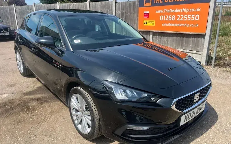 Used Seat Leon SE Dynamic 131 HP (96 kW) 2021 Black Hatchback