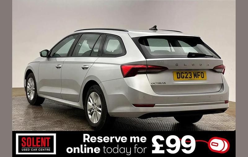 Used Skoda Octavia SE Technology 150 HP (110 kW) 2023 Silver Estate