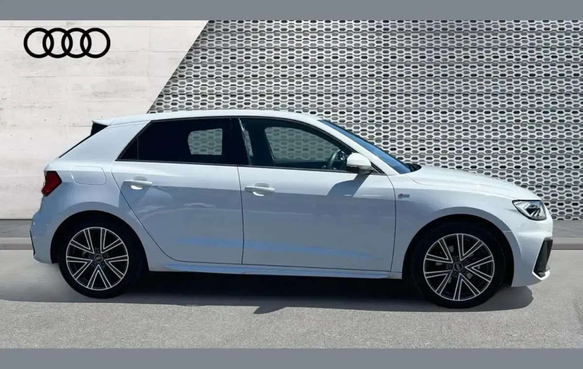 Used Audi A1 S-Line 147 HP (108 kW) 2026 White SUV