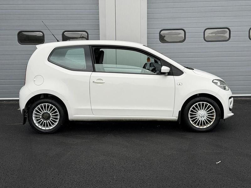 Used VW up! high up! 75 HP (55 kW) 2012 White Hatchback