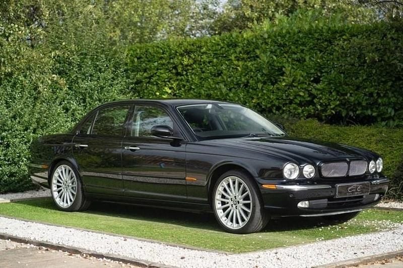 Used 2005 Jaguar XJR Sedan | £11,495 - Image 1/1