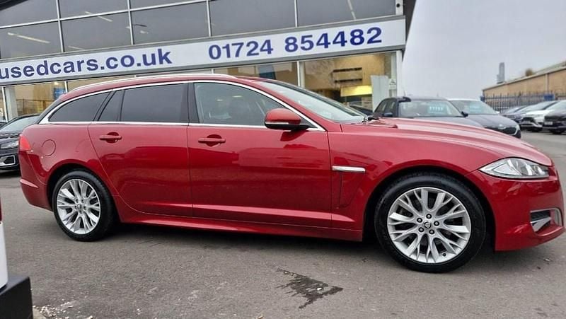 Begagnad Jaguar XF 2013 Röd Kombi