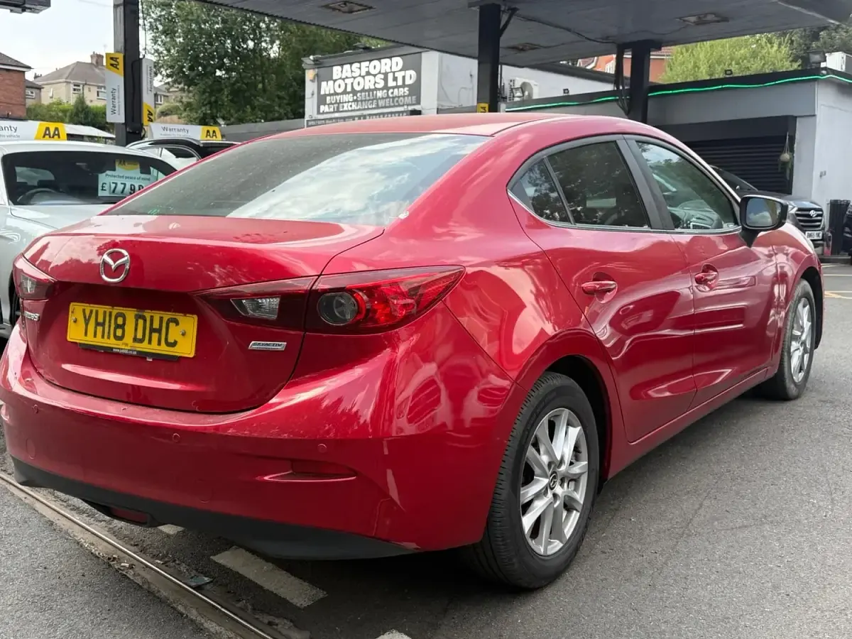 Used Mazda 3 150 HP (110 kW) 2018 Red Sedan