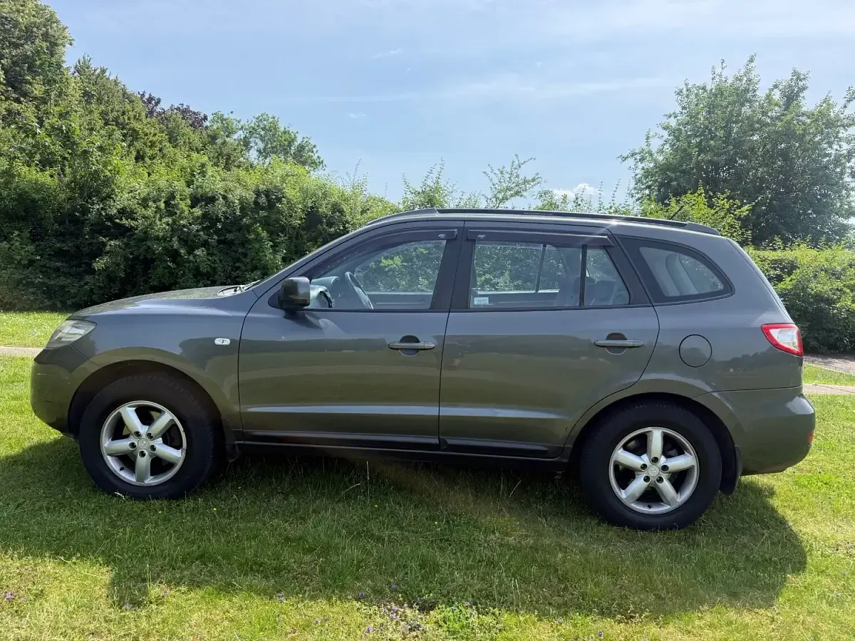 Used Hyundai Santa Fe 2006 Grey SUV