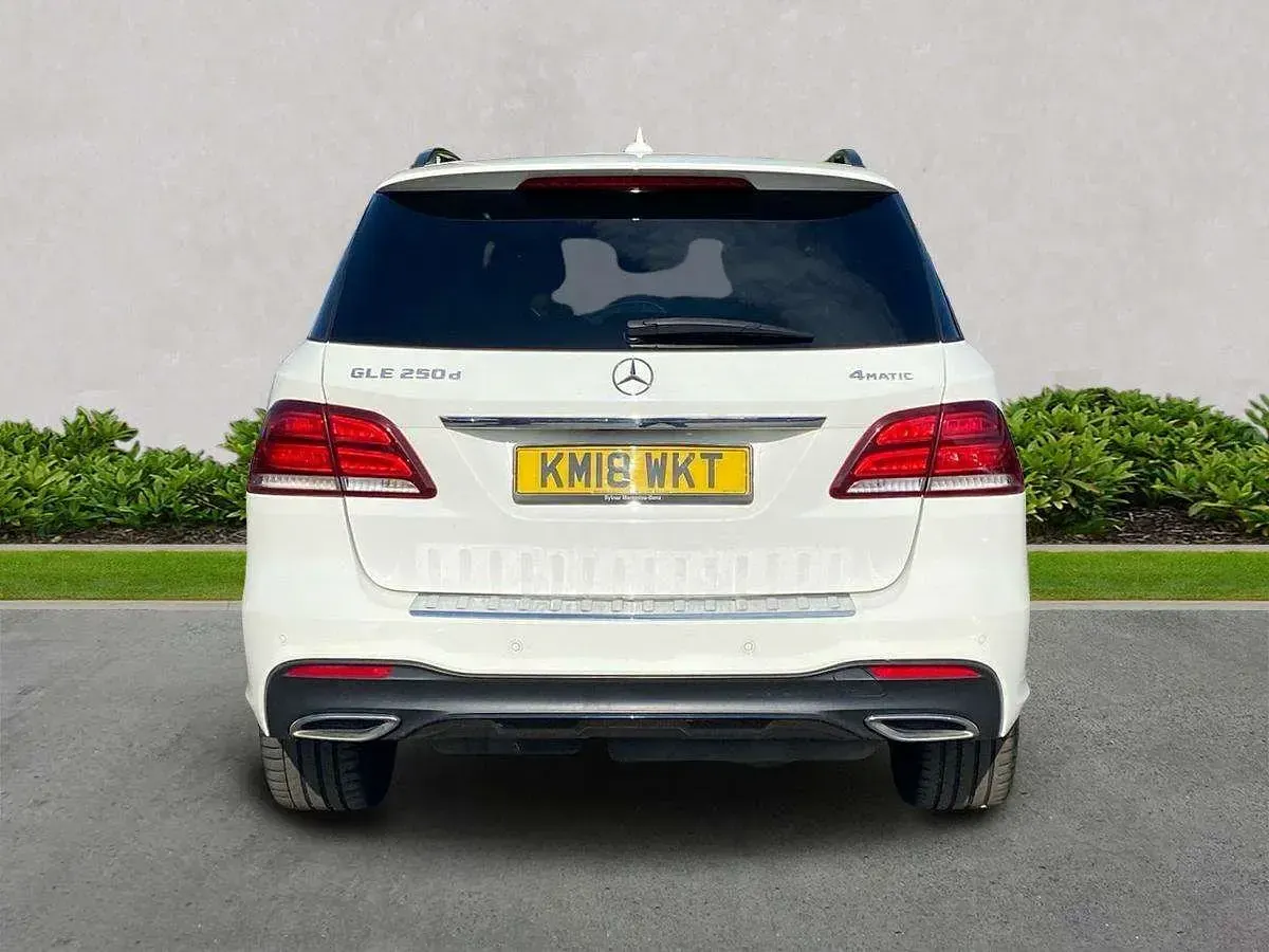 Usado Mercedes GLE250 AMG 2018 Branco Carrinha