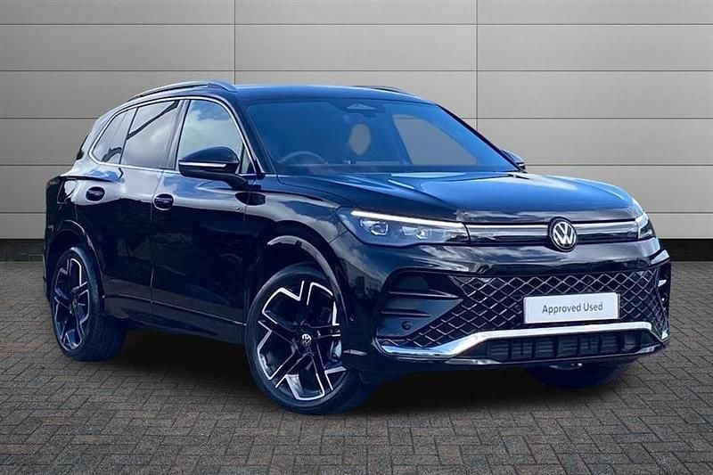 Used VW Tiguan R-line 150 HP (110 kW) 2026 Grenadilla black SUV
