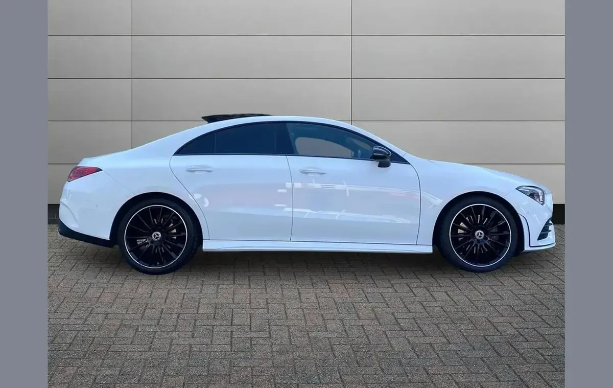 Used Mercedes CLA200 AMG Line Premium Plus 161 HP (118 kW) 2023 White Coupe