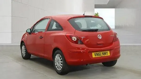 Used Vauxhall Corsa S 65 HP (47 kW) 2012 Red Hatchback