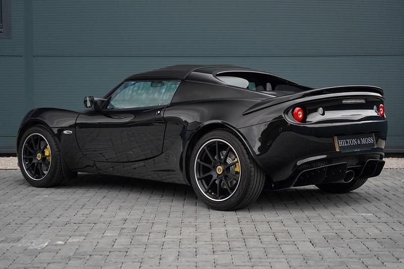 Used Lotus Elise 220 HP (161 kW) 2021 Motorsport black Cabriolet